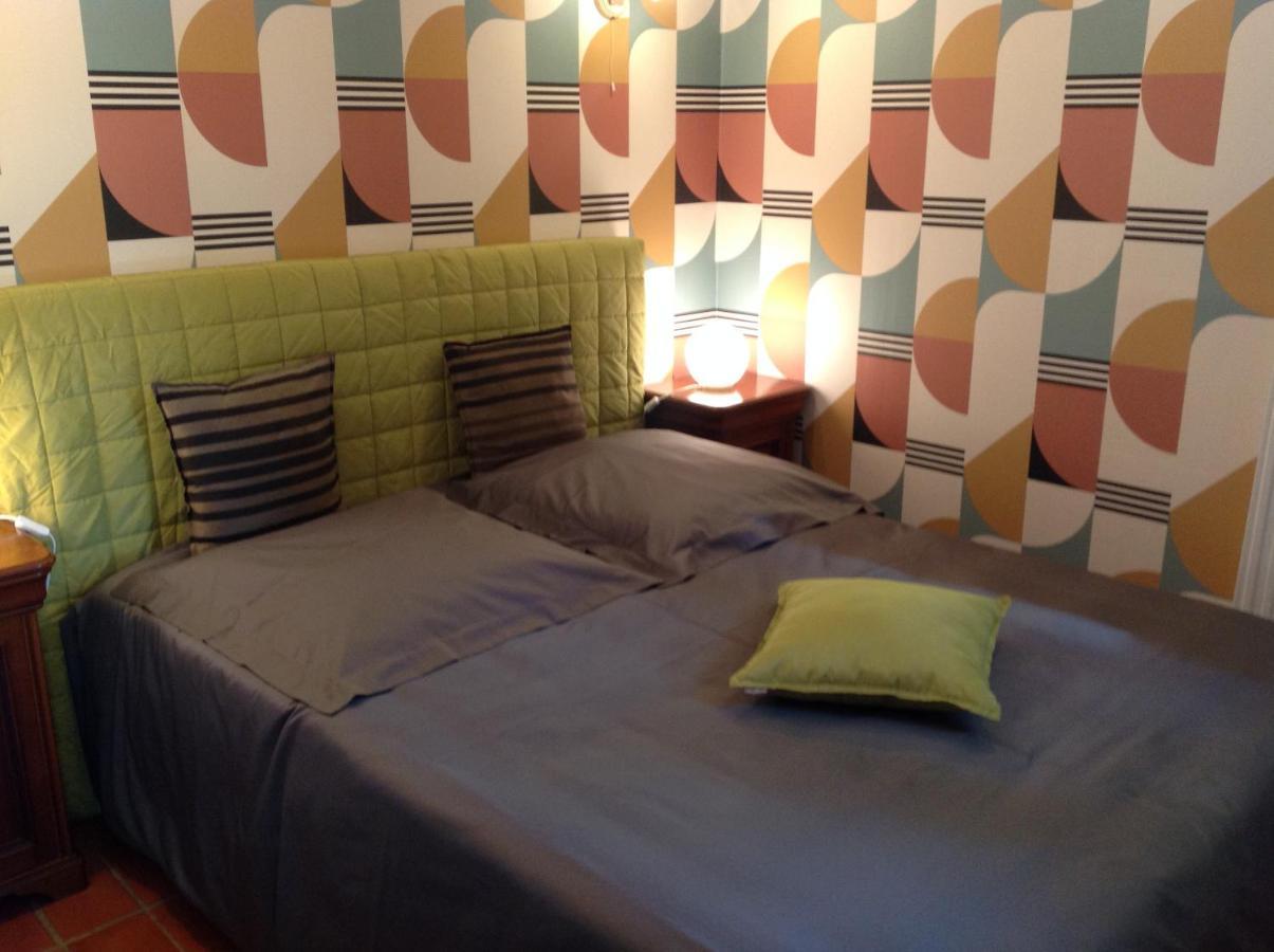 A L'Ombre Du Cedre Hotel Hyeres Bagian luar foto