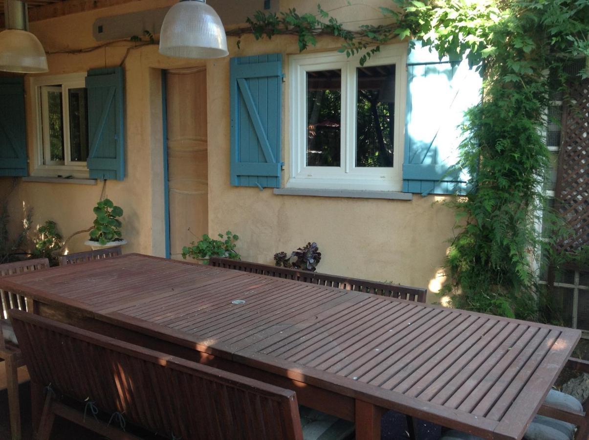 A L'Ombre Du Cedre Hotel Hyeres Bagian luar foto