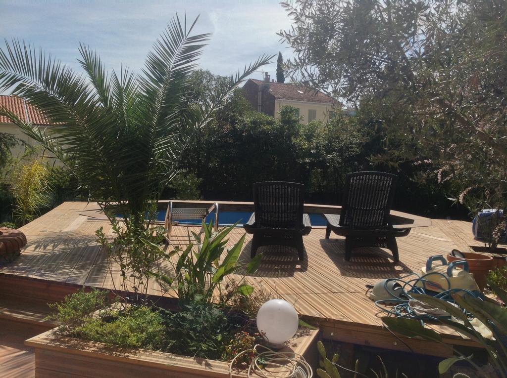 A L'Ombre Du Cedre Hotel Hyeres Bagian luar foto